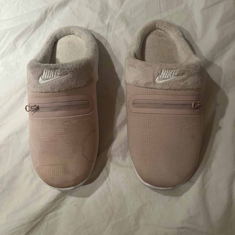 Nike Burrow Slippers womens 8.5